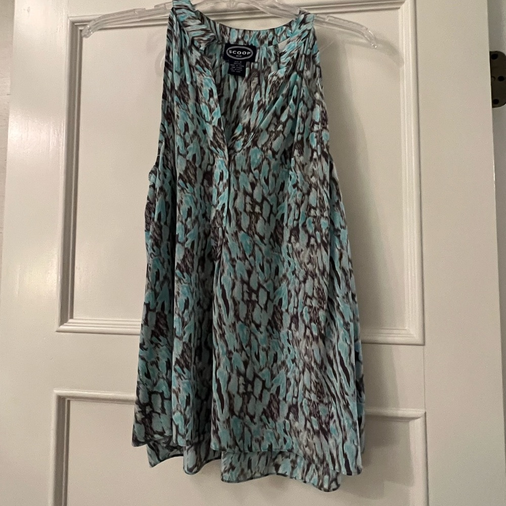 Scoop Patterned Blouse